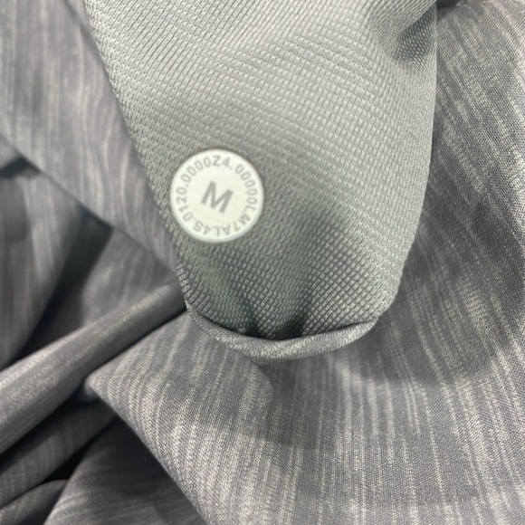 Lululemon pace breaker short size M 9in inseam - Picture 7 of 7